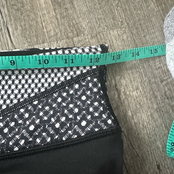 Lululemon legging (reversible) - Picture 2 of 4